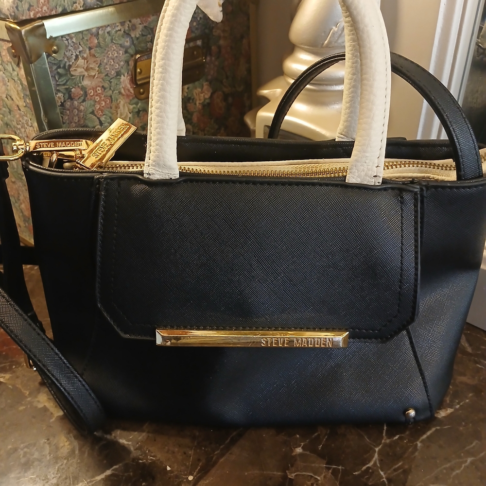 Steve Madden Black and Cream Women's Bag - Picture 7 of 14